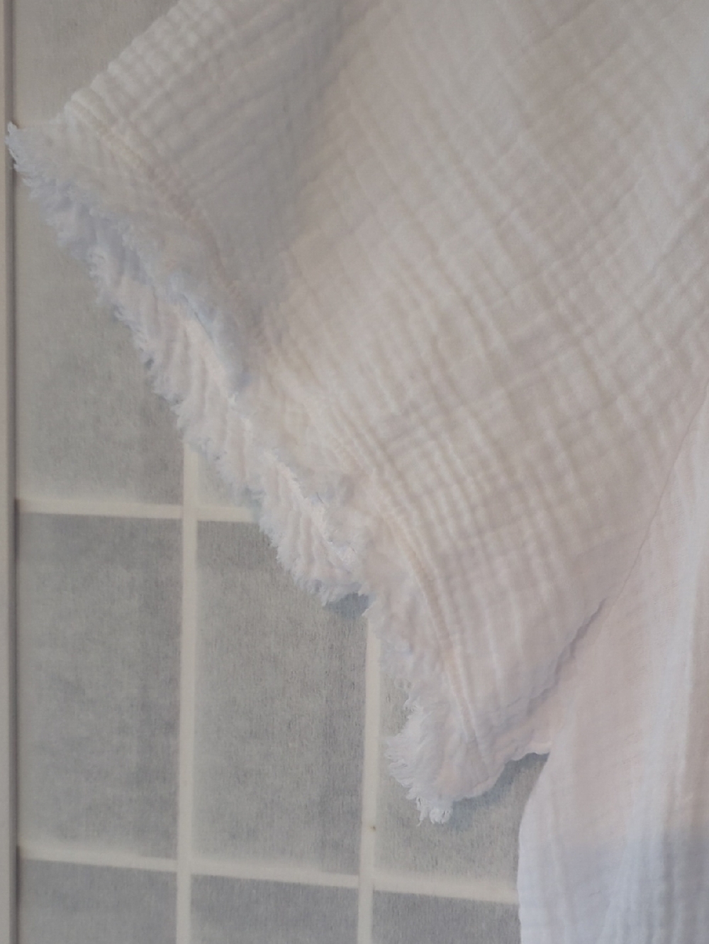 XiRENA White Gauze Top with Lavender Gauze Pant - Picture 4 of 11